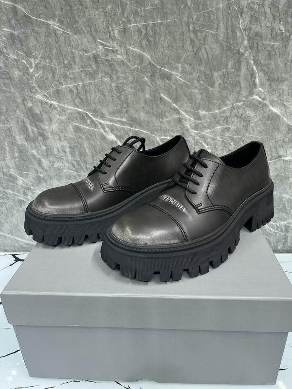 Balenciaga Men's Shoes 195